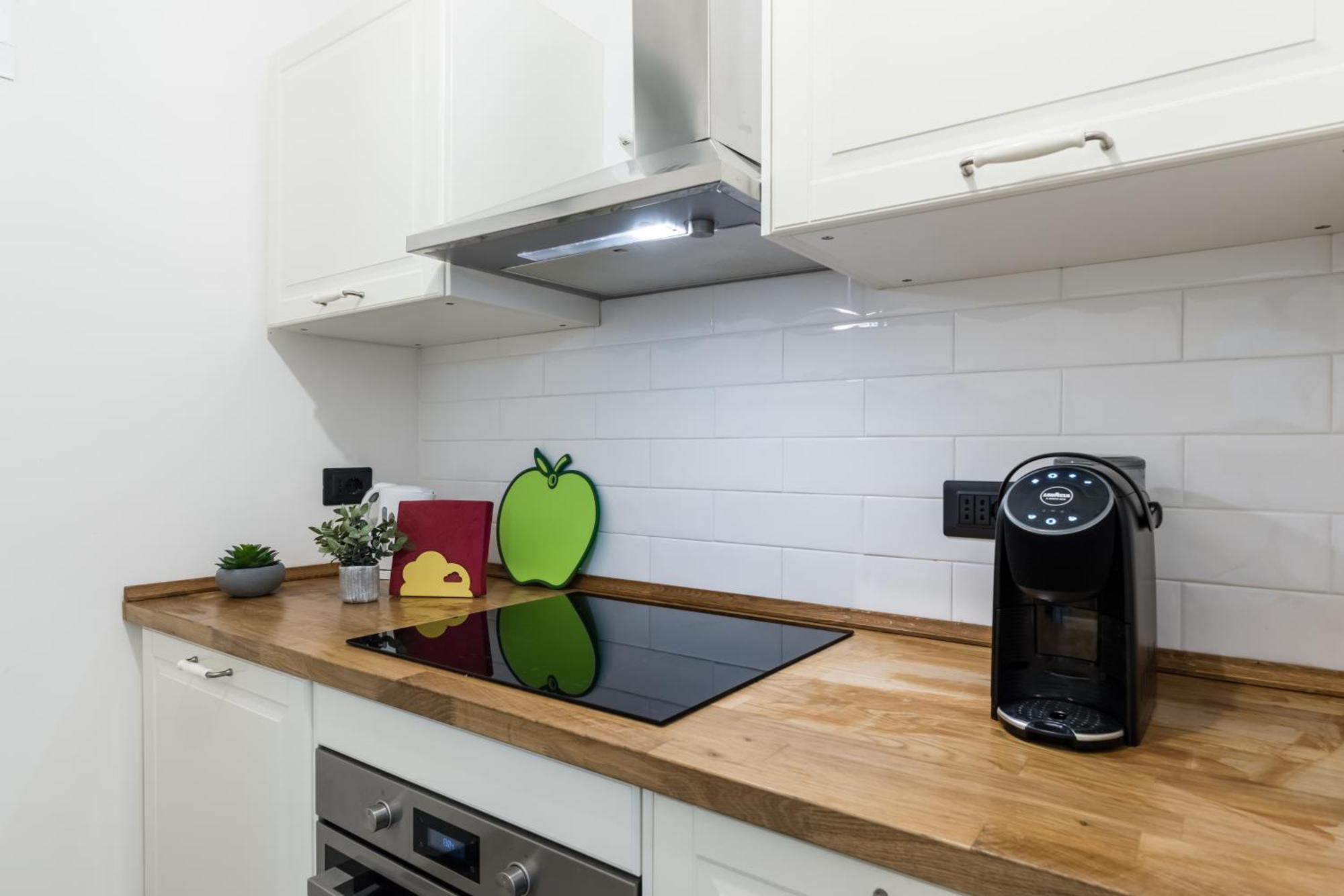 Acquario 5 Minuti, 1Br , Free A-C, Wifi & Netflix "City Center" By Tilo เจนัว ภายนอก รูปภาพ