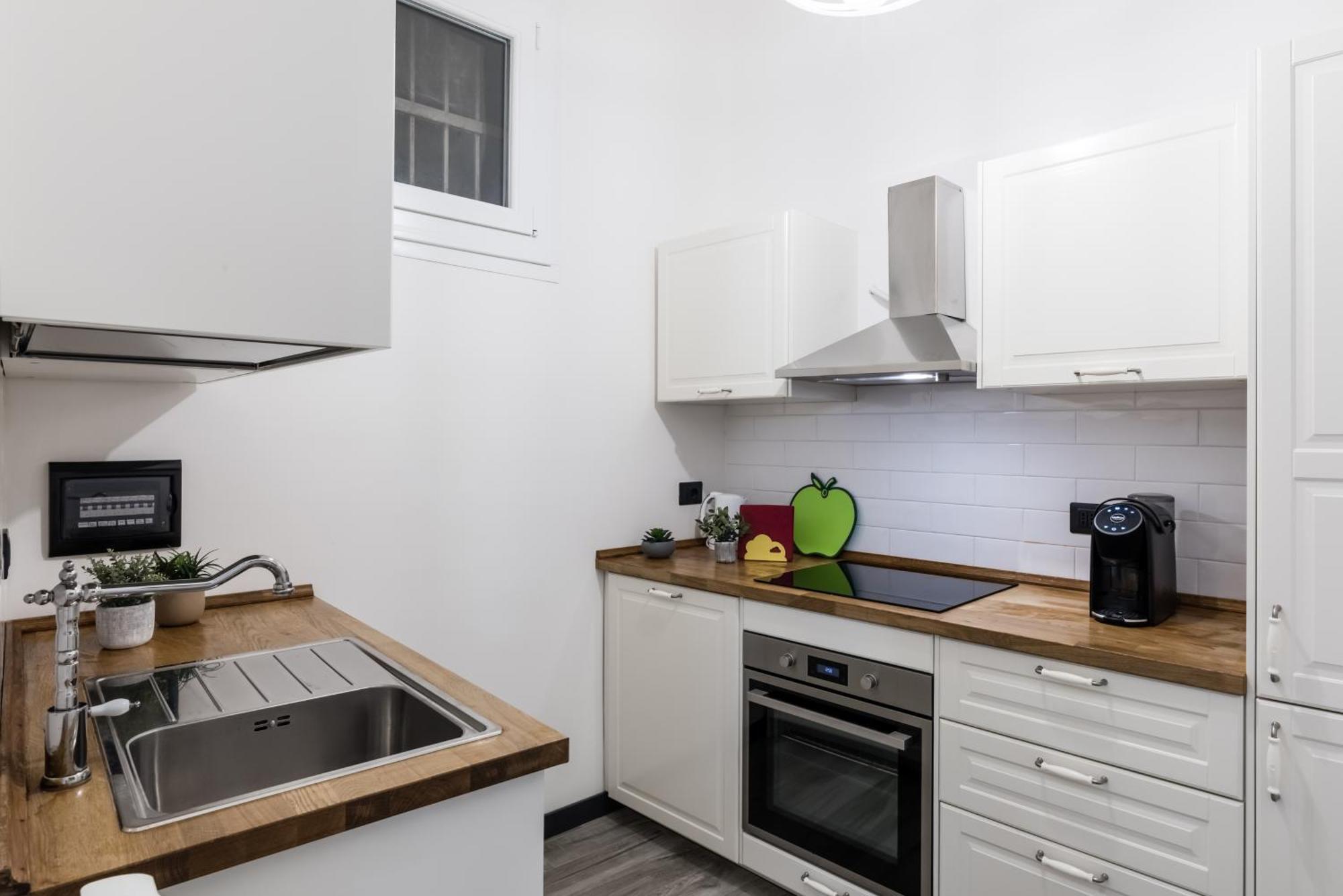 Acquario 5 Minuti, 1Br , Free A-C, Wifi & Netflix "City Center" By Tilo เจนัว ภายนอก รูปภาพ