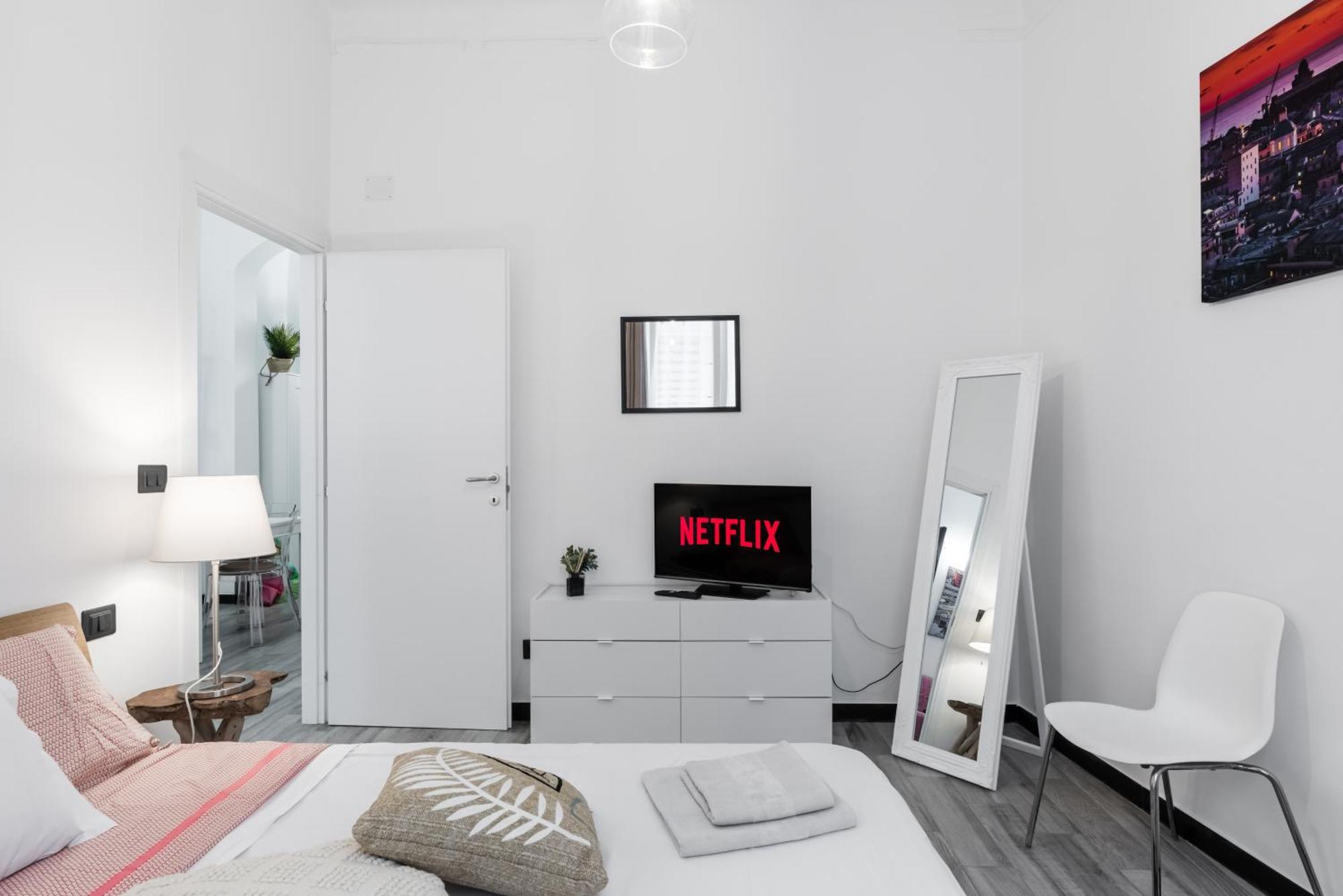 Acquario 5 Minuti, 1Br , Free A-C, Wifi & Netflix "City Center" By Tilo เจนัว ภายนอก รูปภาพ