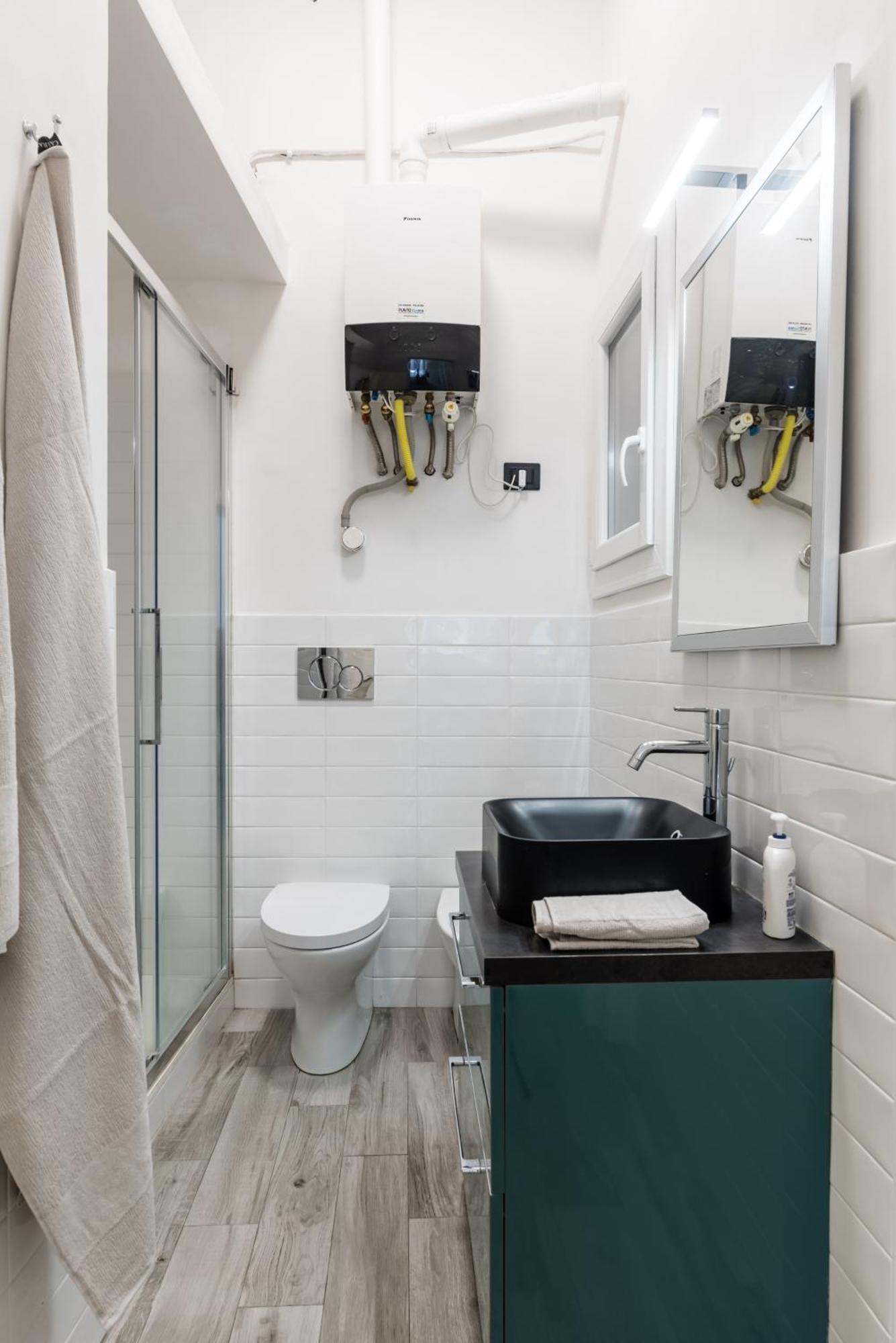 Acquario 5 Minuti, 1Br , Free A-C, Wifi & Netflix "City Center" By Tilo เจนัว ภายนอก รูปภาพ
